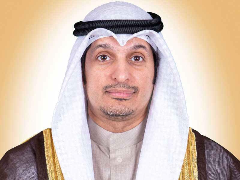 وزير الإعلام وزير الدولة لشؤون الشباب رئيس اللجنة الدائمة للاحتفال بالأعياد والمناسبات الوطنية عبدالرحمن المطيري