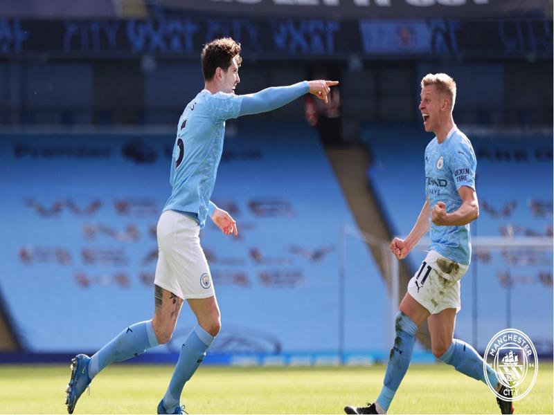 فرحة لاعبي مانشستر سيتي