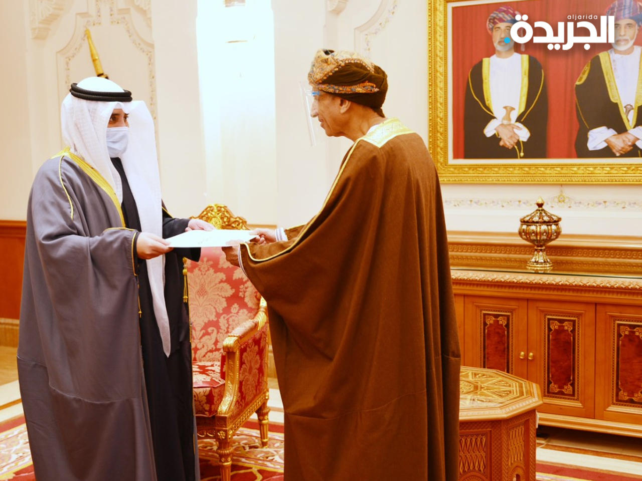 وزير الخارجية يسلم رسالة الأمير