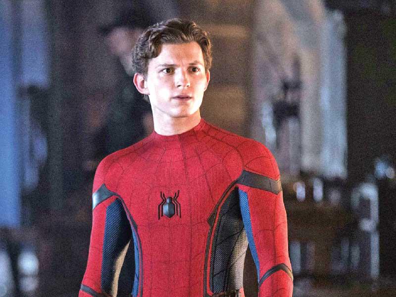 الممثل توم هولاند 