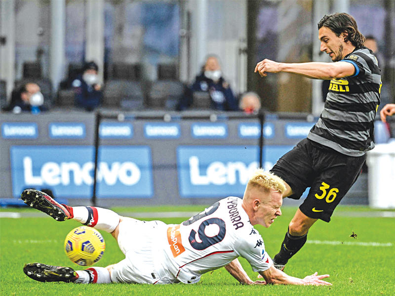 دارميان نجم الإنتر يحرز الهدف الثاني