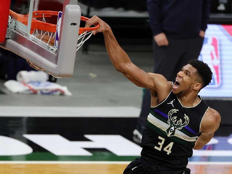 النجم اليوناني يانيس أنتيتوكونمبو