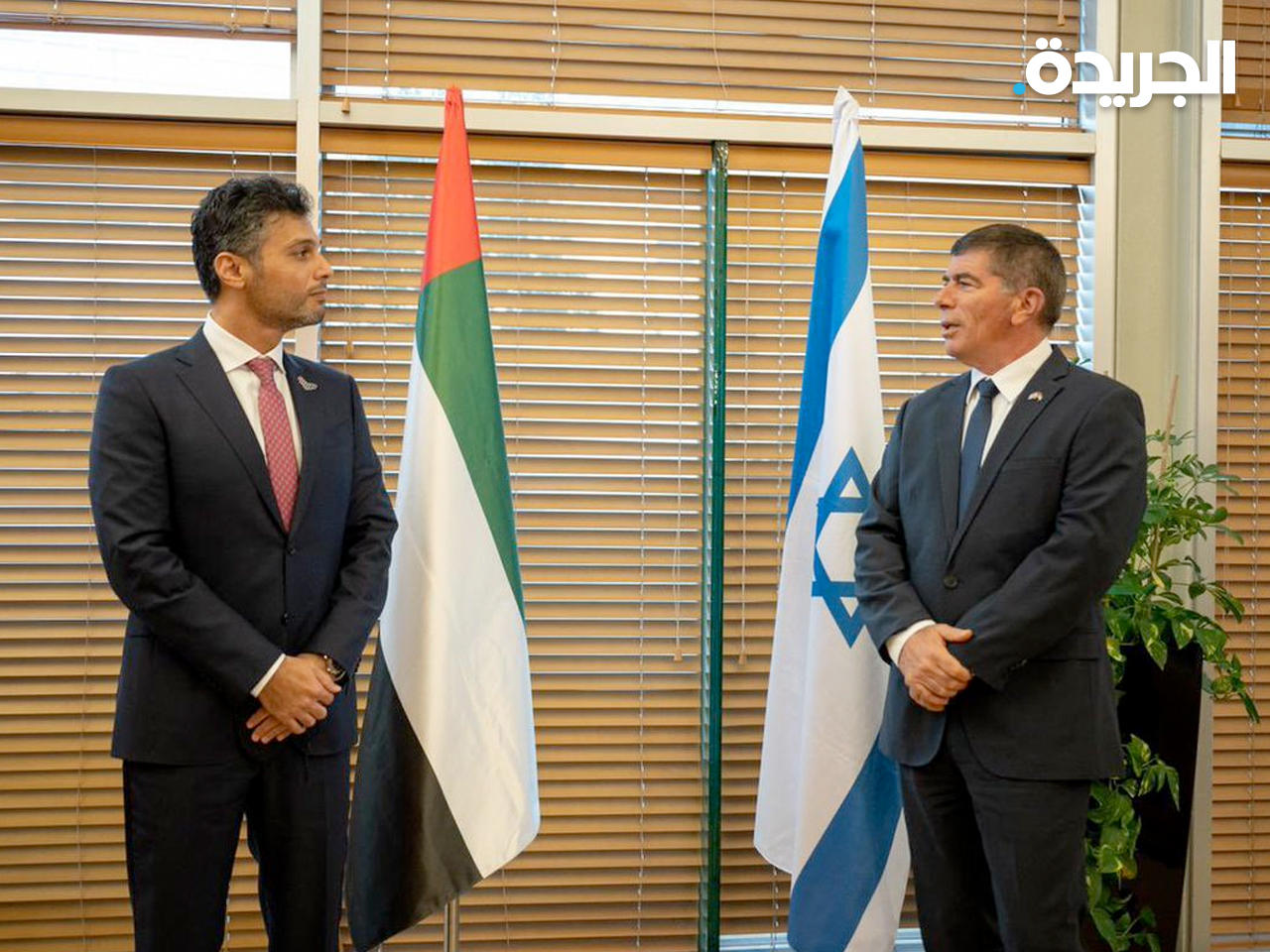 السفير الإماراتي مع وزير خارجية إسرائيل