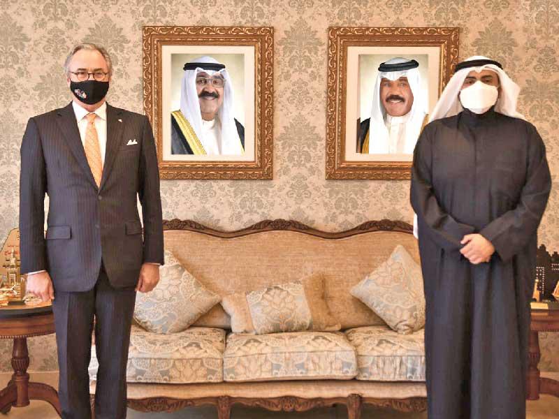  وزير الصحة الشيخ د.باسل الصباح والسفير البلجيكي