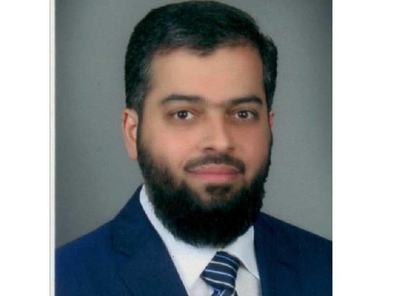  رئيس قسم النطق والسمع في مركز الشيخ سالم العلي د. تميم العلي