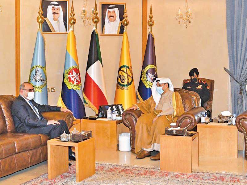  نائب رئيس مجلس الوزراء وزير الدفاع، الشيخ حمد الجابر مستقبلا سفير العراق أمس