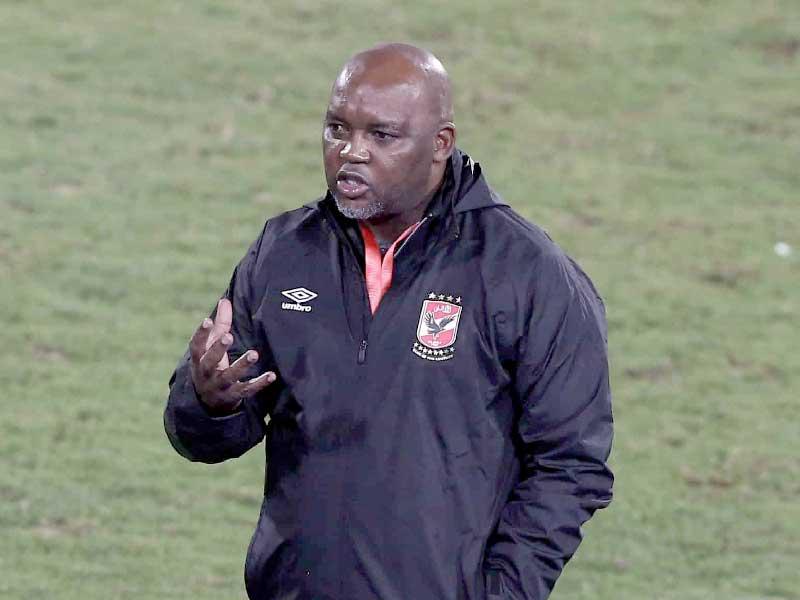 مدرب الفريق الأول لكرة القدم بالنادي الأهلي المصري  بيتسو موسيماني