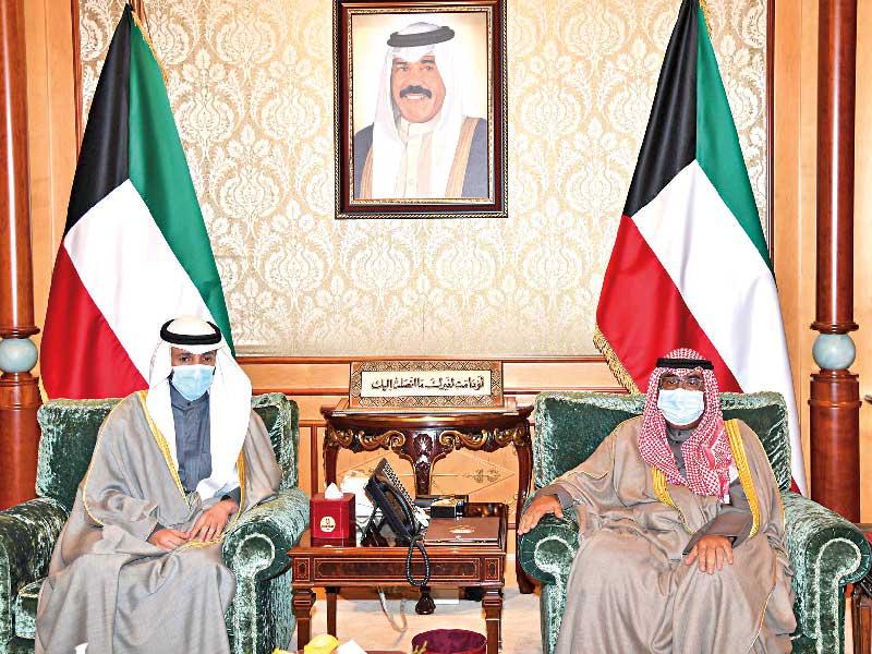  سمو ولي العهد الشيخ مشعل الأحمد مستقبلاً رئيس مجلس الأمة مرزوق الغانم أمس