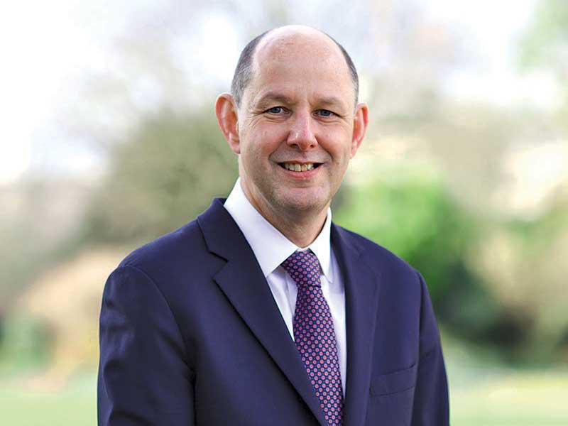  الوكيل الدائم لوزارة الخارجية البريطانية والكومنولث والتنمية، سير فيليب بارتون