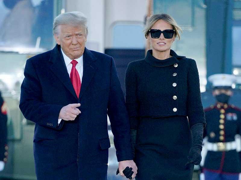 الرئيس الأمريكي السابق مايك بنس و زوجتة 