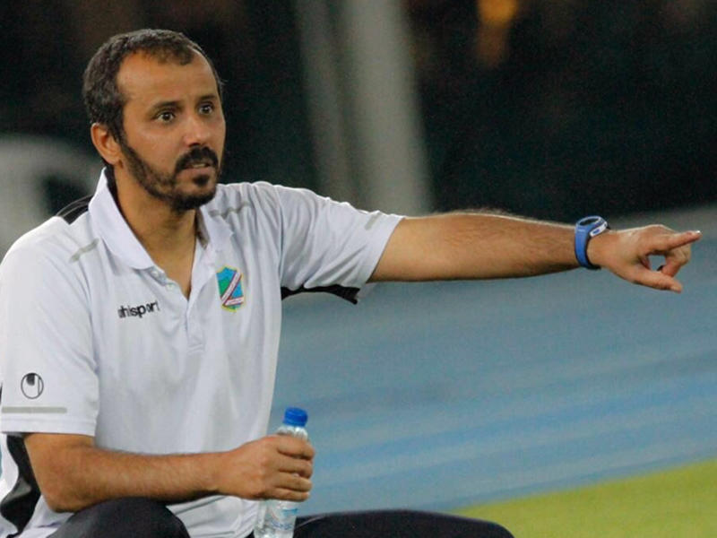 مدرب الفريق الأول بنادي الساحل محمد دهيليس