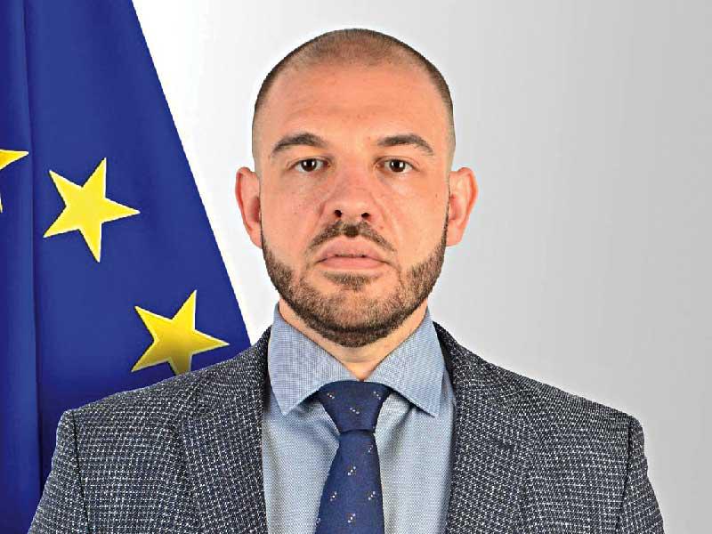 سفير الاتحاد الأوروبي لدى الكويت د. كريستيان تيودور