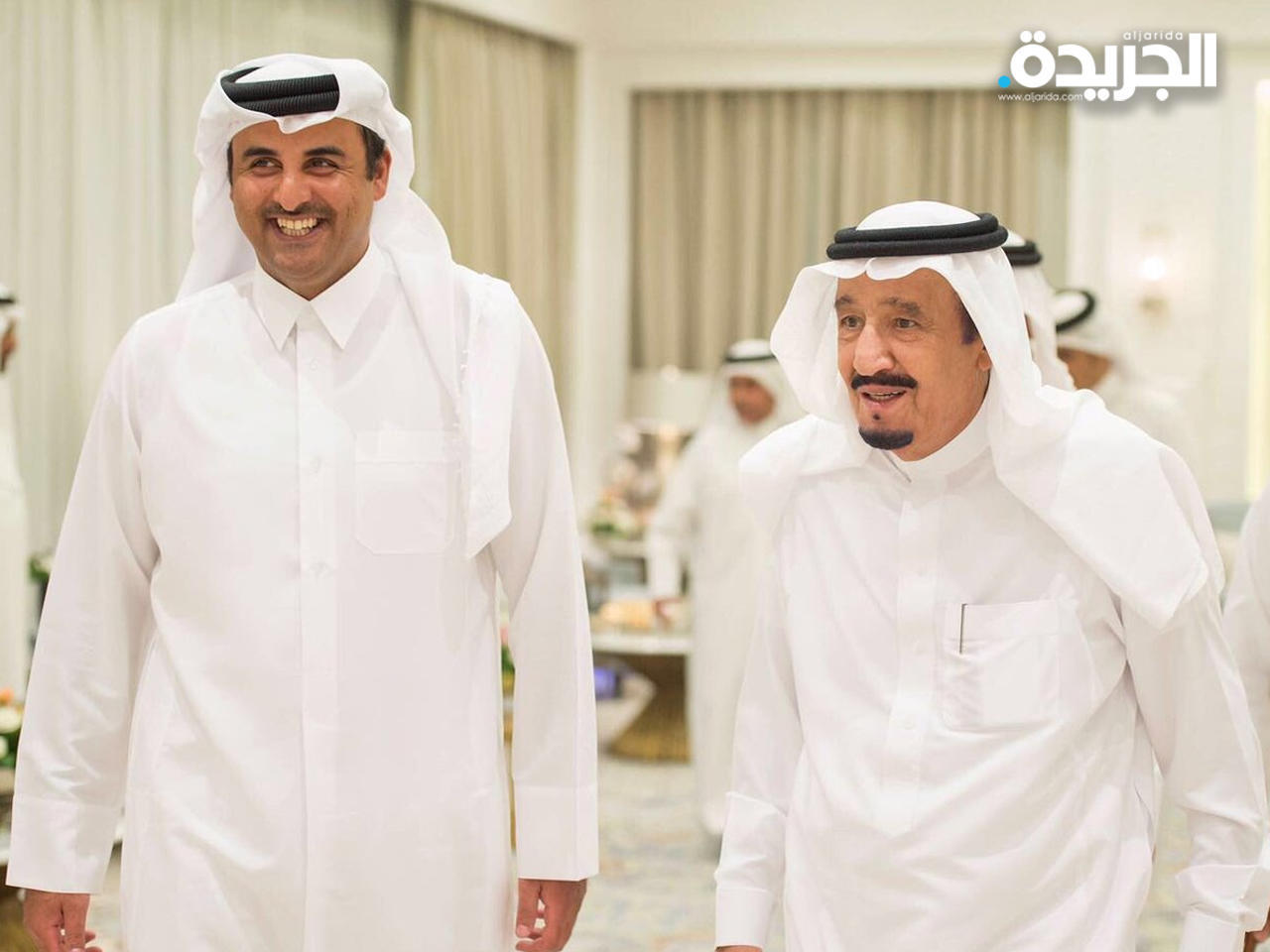 رسالة من خادم الحرمين لأمير قطر