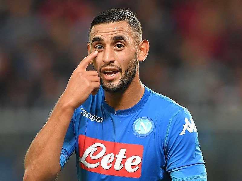 مدافع نادي نابولي الإيطالي الدولي الجزائري فوزي غلام