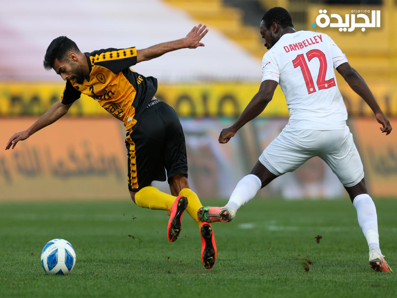 أحمد الظفيري لاعب القادسية وإعاقة من ديمبلي