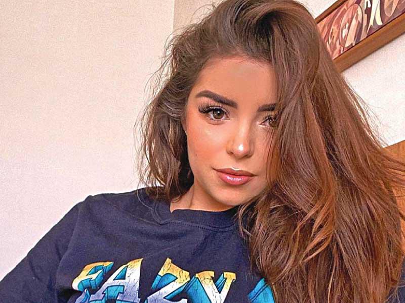  عارضة الأزياء البريطانية ​ديمي روز 