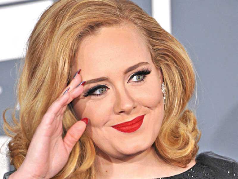 المطربة أديل 