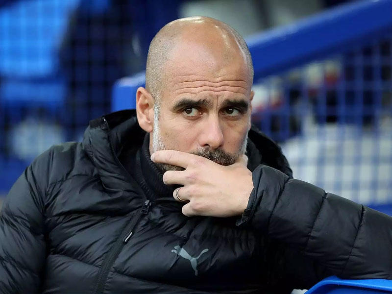  المدير الفني لفريق مانشستر سيتي بيب غوارديولا