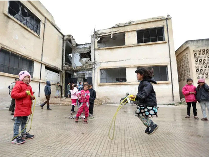 2.8 مليون طفل خارج المدارس في سورية... مؤلم  