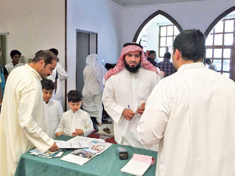 جانب من تبرعات سابقة للمساجد «أرشيف»