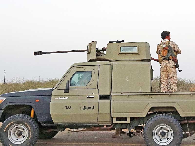 مقاتلون موالون للشرعية في اليمن  (أ ف ب)