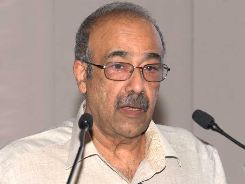 الخبير الدستوري أستاذ القانون العام في كلية الحقوق بجامعة الكويت د. محمد الفيلي 