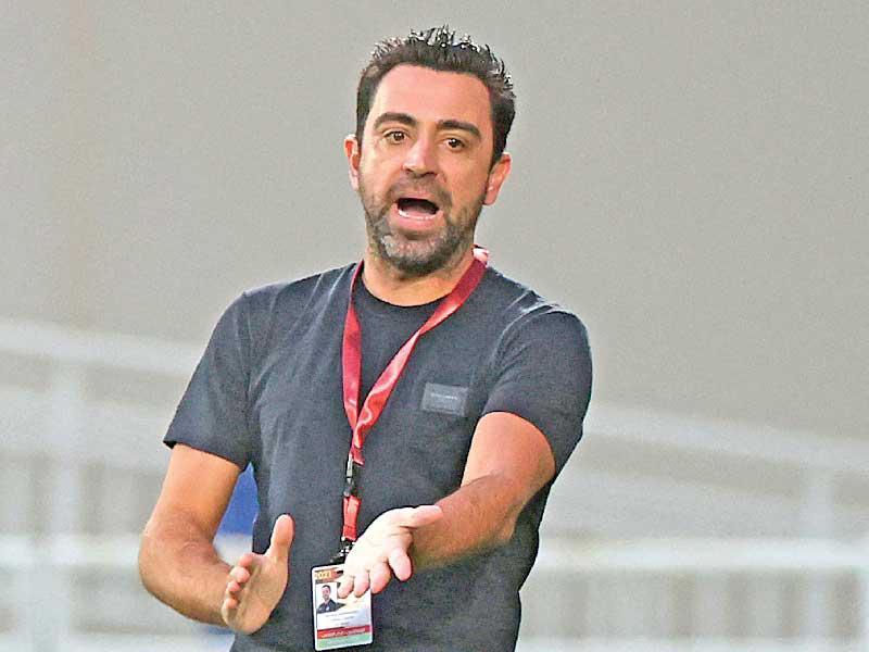 لاعب برشلونة السابق تشافي هرنانديز