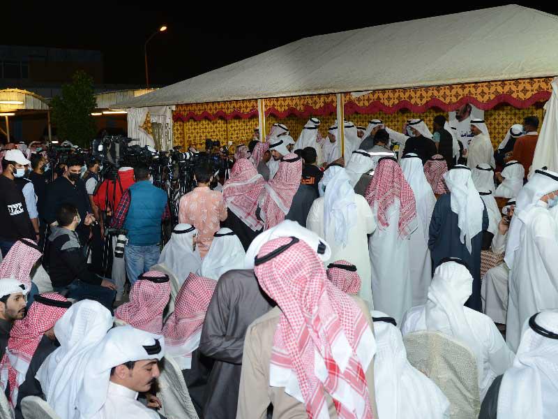 جانب من الوقفة التضامنية مع النائب بدر الداهوم