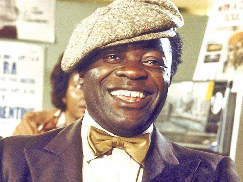 الممثل الأميركي يافيت كوتو