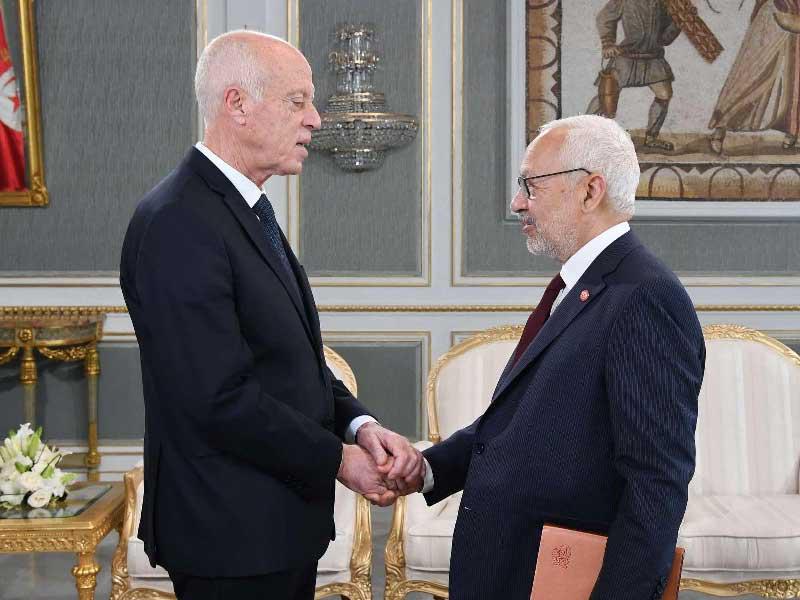 مبادرة جديدة لإنهاء «صراع الصلاحيات» بين رئيسي الجمهورية والحكومة في تونسn