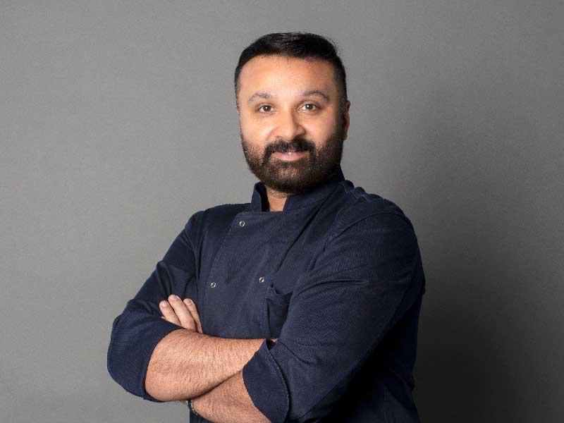 مدير العمليات التشغيلية لمخبز العيد للأغذية أنيل كومار 