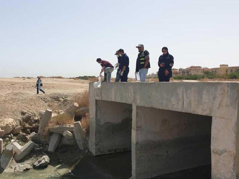 جانب من فحص مخارج الصرف 