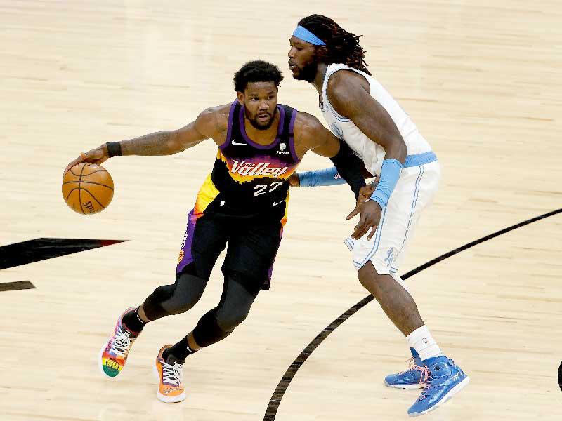 جانب من مباراة ليكرز وصنز