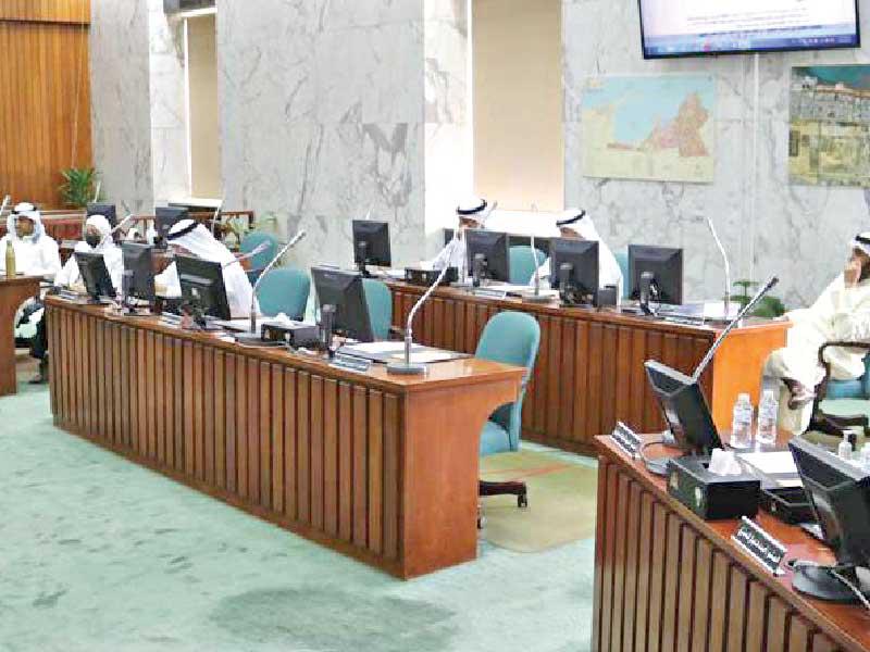 جانب من جلسة البلدي