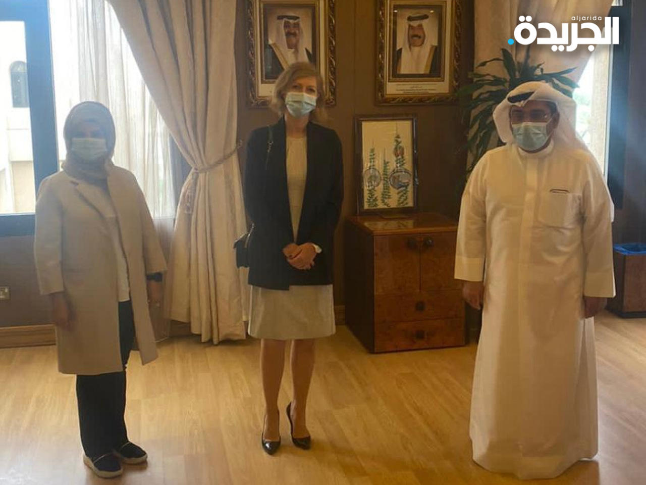 رضا مستقبلاً سفير جمهورية فرنسا في الكويت 