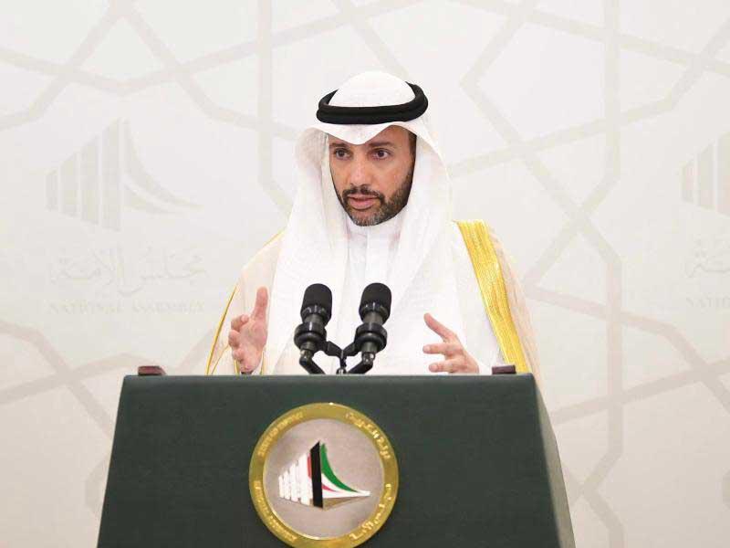  رئيس مجلس الأمة مرزوق الغانم متحدثاً في مؤتمر صحافي بالمجلس أمس