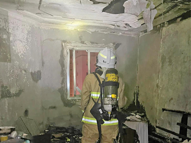 آثار الحريق في شقة حولي