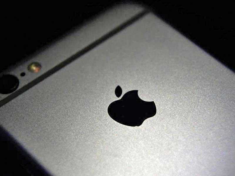 «أبل» تحذر من ثغرة 