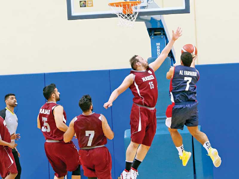 جانب من مباراة النصر واليرموك