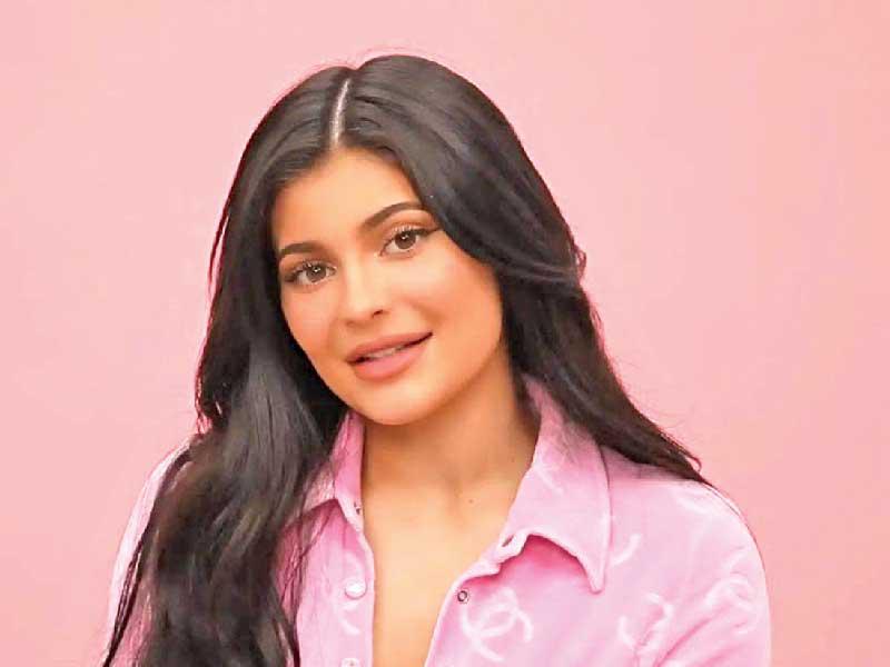 العارضة ونجمة تلفزيون الواقع، ​كايلي جينر