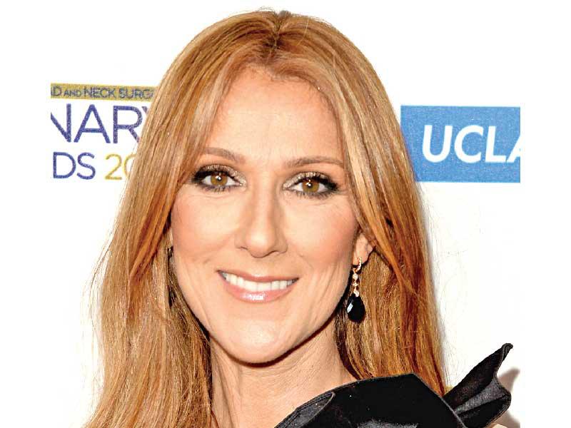 المغنية سيلين ديون