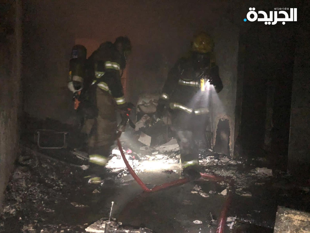 جانب من الحريق