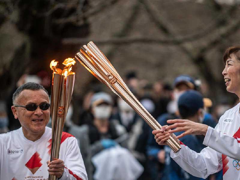 مسيرة شعلة الأولمبياد في أوساكا