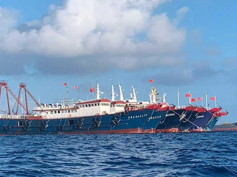 سفن صينية في مياه متنازع عليها ببحر الصين الجنوبي