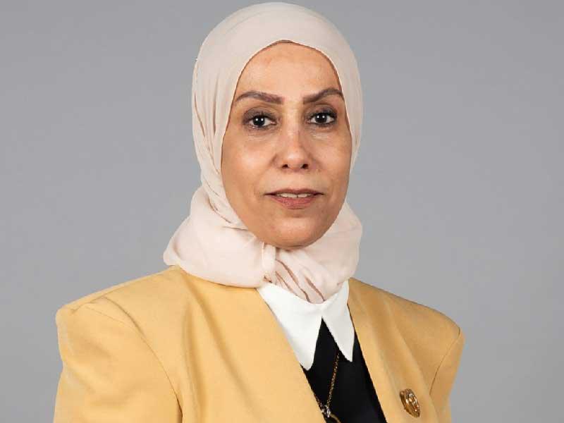 مديرة قسم الخدمة المجتمعية في «لوياك» يسرى العيسى