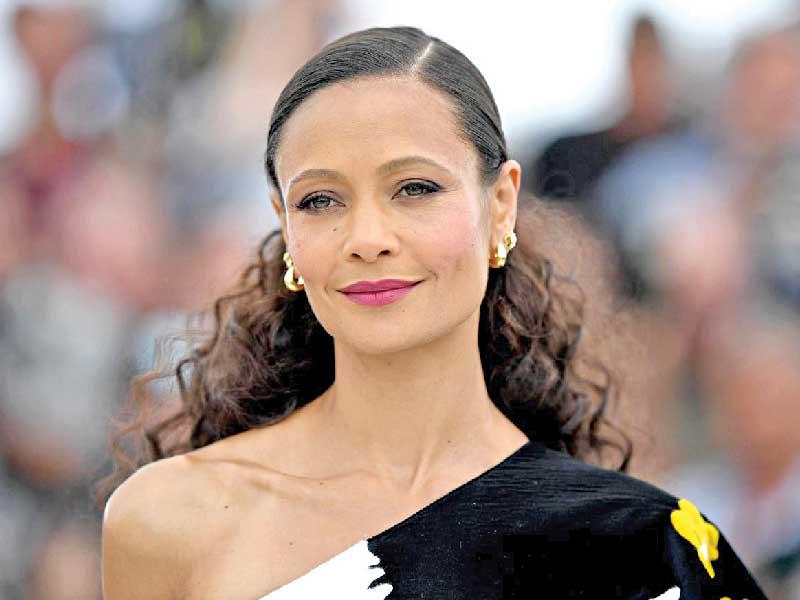 الممثلة البريطانية ثاندي نيوتن