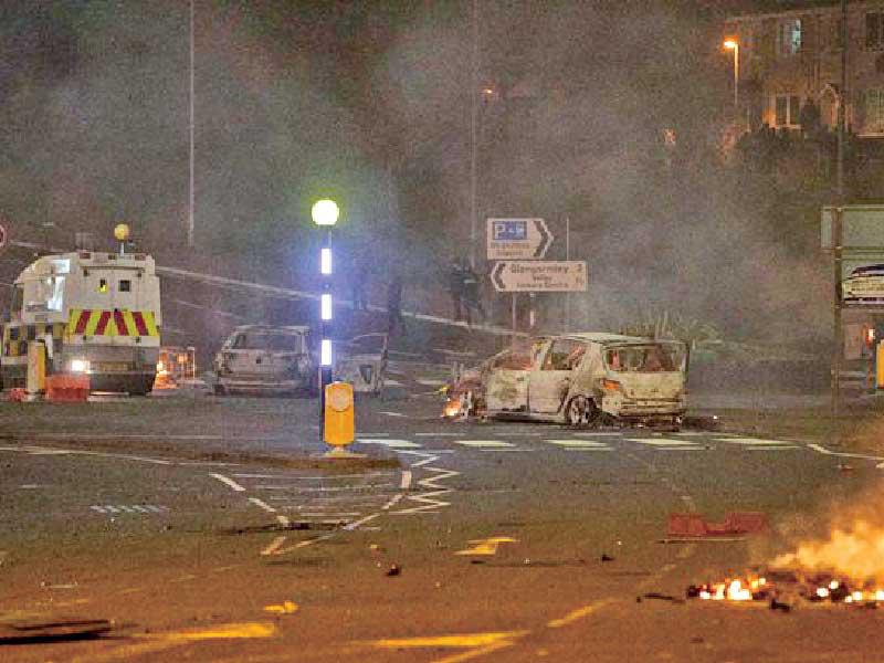 فشل مساعي التهدئة في أيرلندا الشمالية  