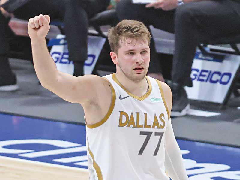  النجم السلوفيني لوكا دونتشيتش