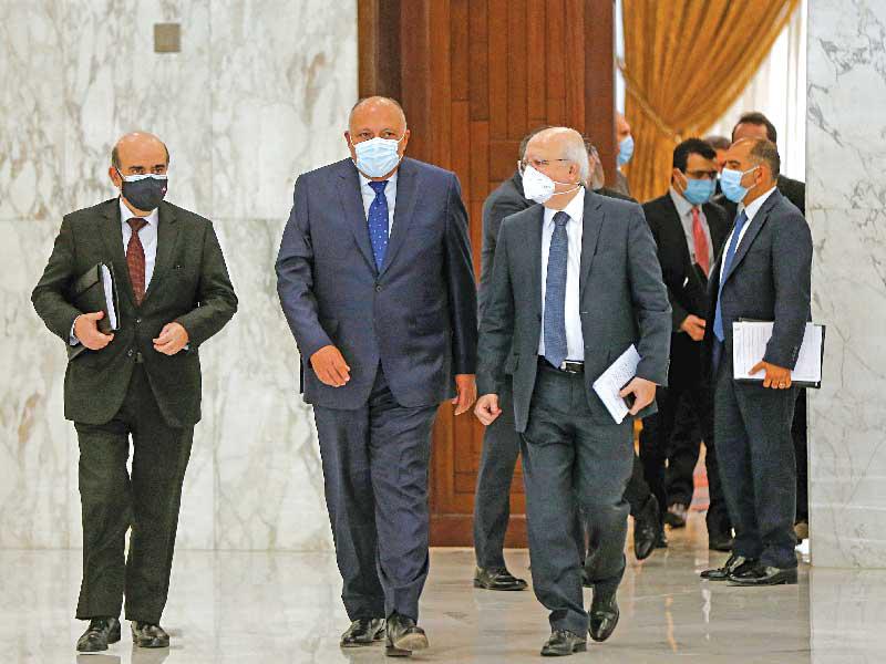 وزير الخارجية المصري سامح شكري يصل إلى قصر بعبدا الرئاسي أمس (رويترز)n