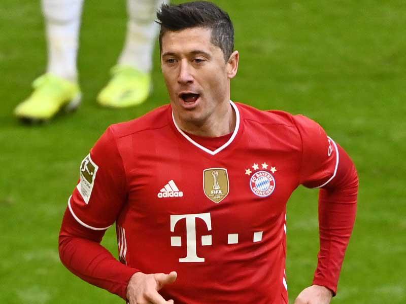 الدولي البولندي روبرت ليفاندوفسكي